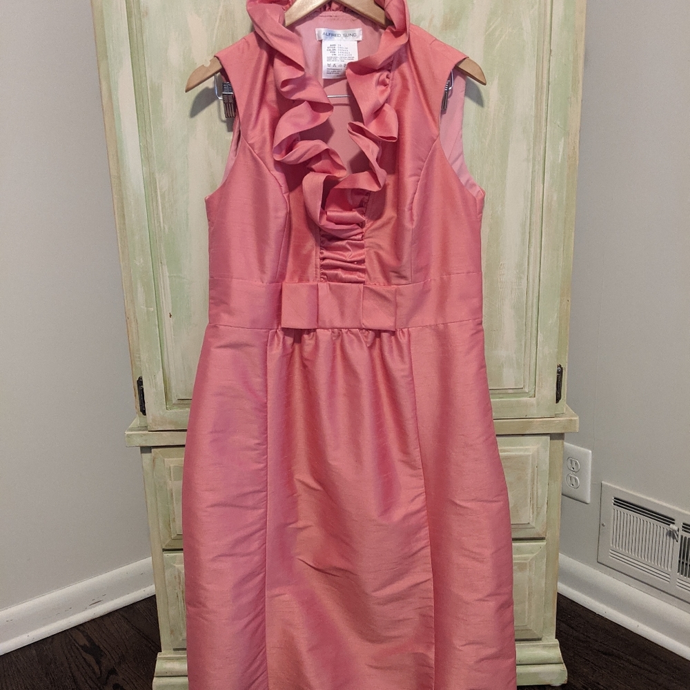 Alfred Sung Coral Size 20 Formal Dress